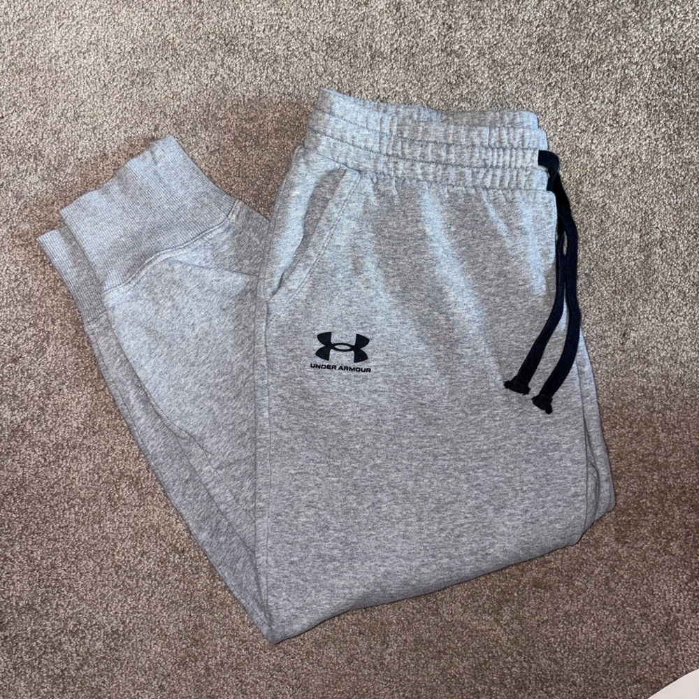Under Armour Women’s Rival Fleece Gray Joggers